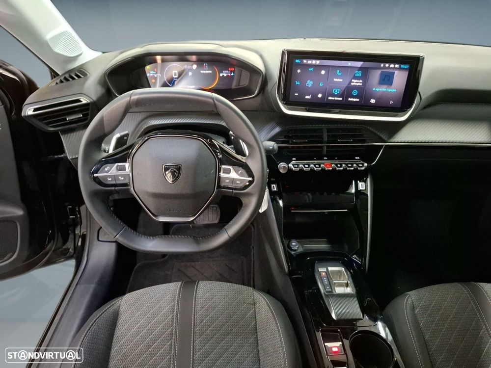 Peugeot 208 1.2 Hybrid Allure e-DCS6 — fotografia 13