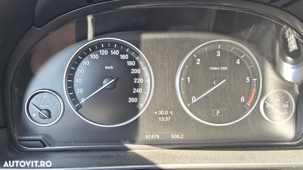 BMW Seria 5 535d xDrive - 8