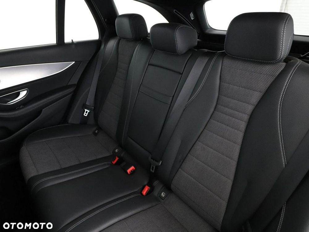 Mercedes-Benz Klasa E 300 de 9G-TRONIC Avantgarde - 18