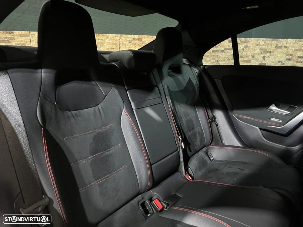 Mercedes-Benz CLA 250 - 20