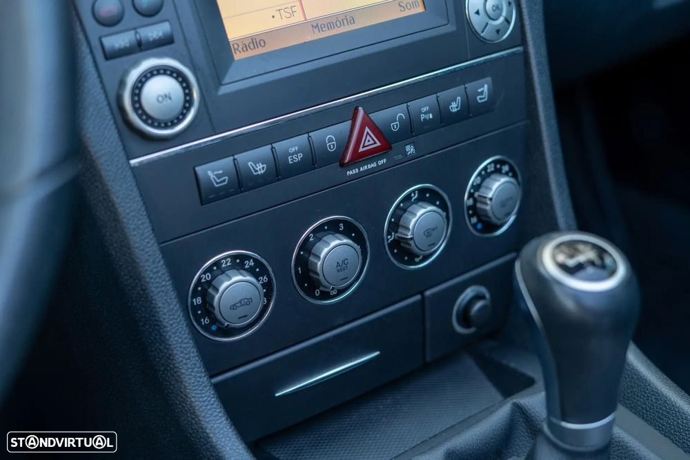 Mercedes-Benz SLK 200 - 22
