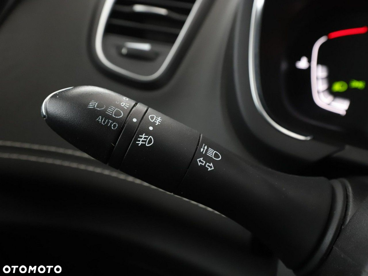 Renault Scenic 1.3 TCe Energy Bose EDC - 37