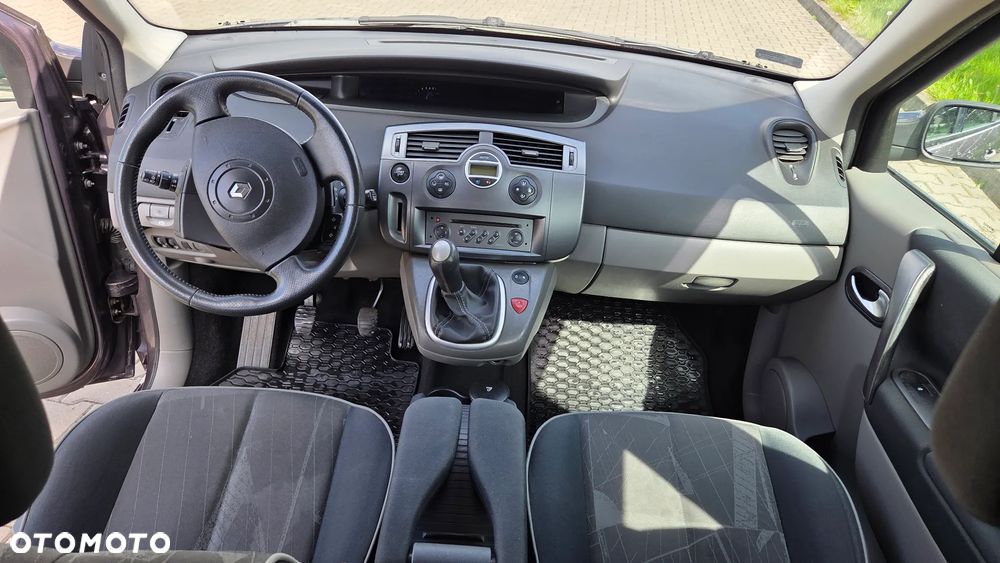 Renault Scenic - 12