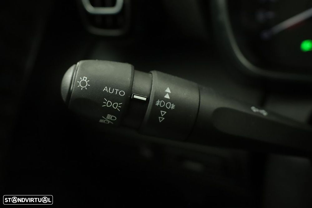 Citroën C3 Aircross 1.2 PureTech C-Series - 16