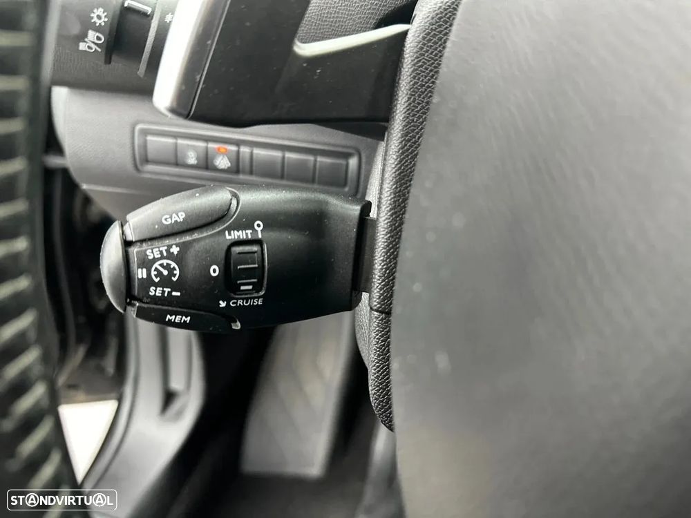 Peugeot 308 PureTech 130 EAT8 Allure - 7