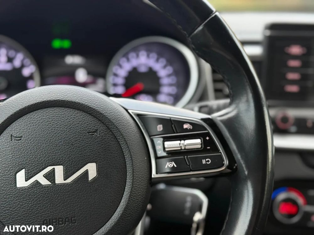 Kia Ceed 1.5 T-GDI 6MT Best - 16