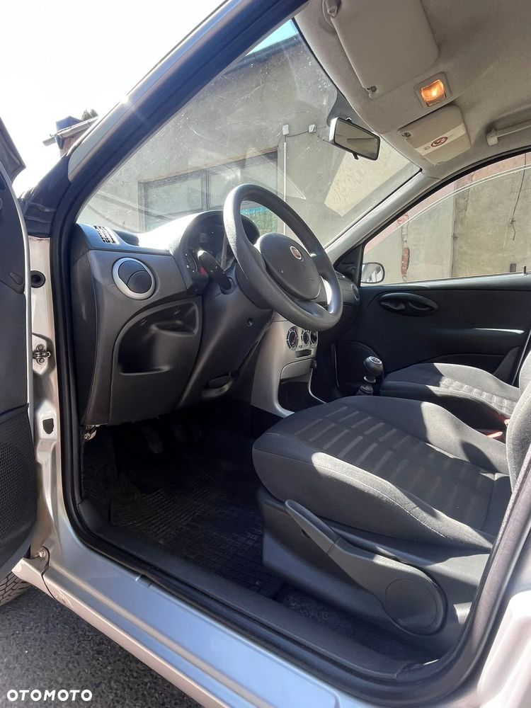 Fiat Punto - 13
