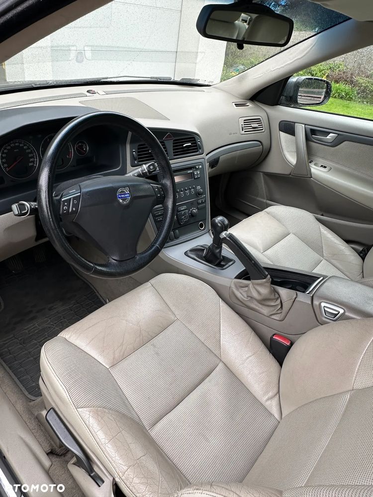 Volvo S60 2.4D Kinetic - 31