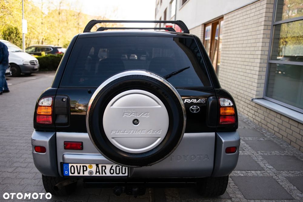 Toyota RAV4 - 5