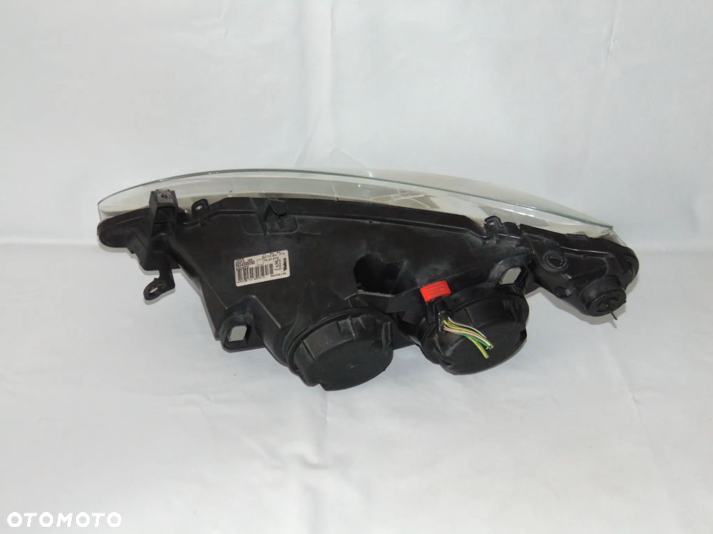 EUROPA oryginalna lampa przednia przód prawa 9634369080 Peugeot 307 , 01-05r - 12