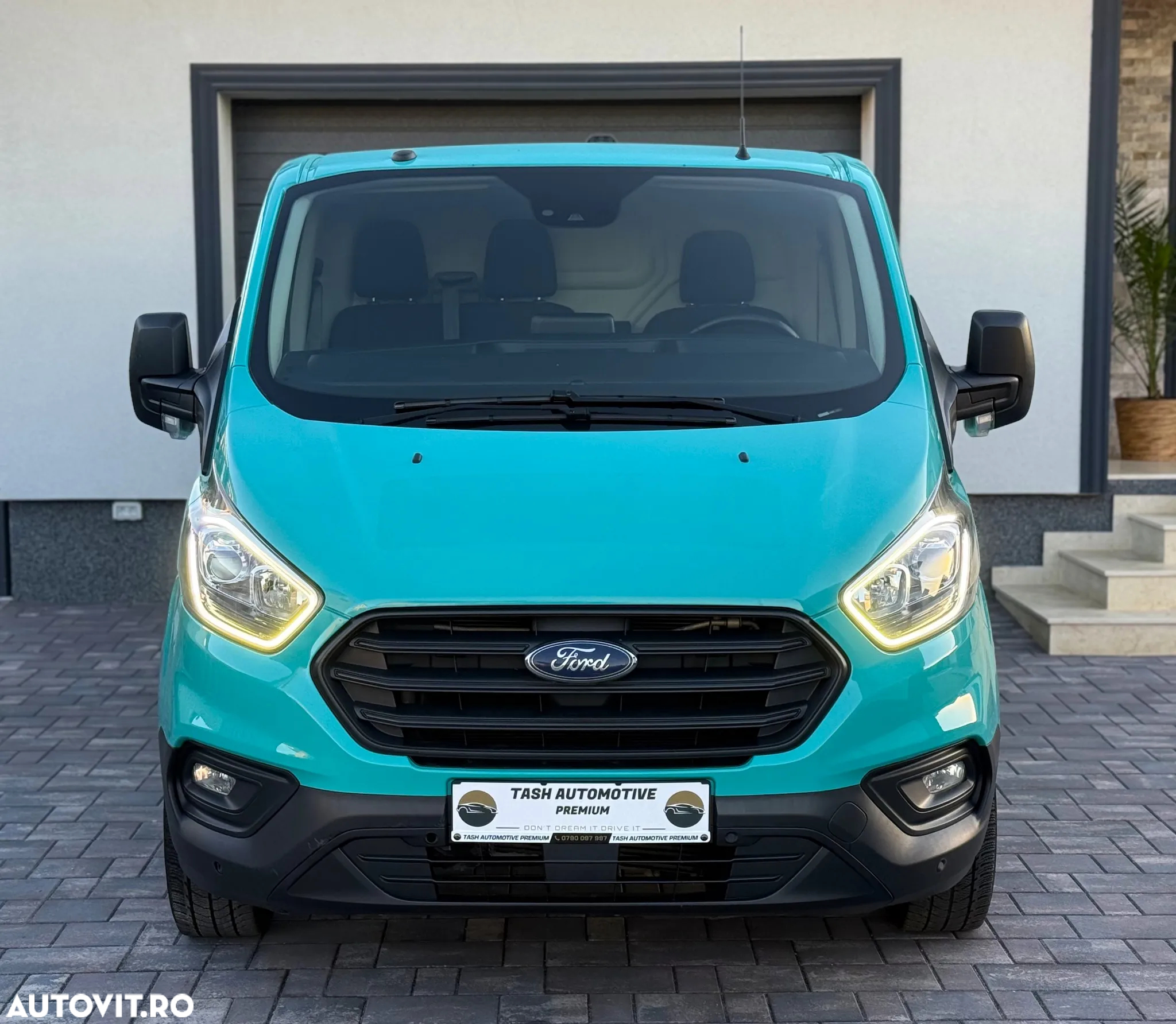 Ford TRANSIT CUSTOM L2H1 - 2