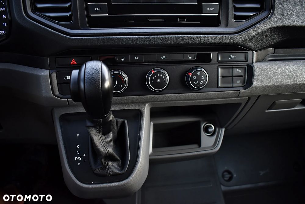 Volkswagen Crafter - 28