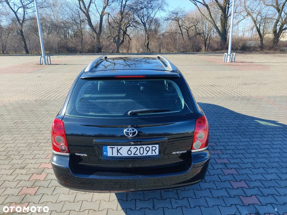 Toyota Avensis 1.8 VVT-i Sol - 3