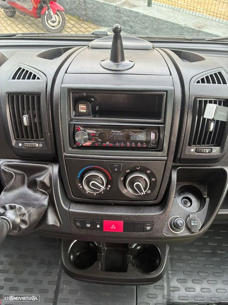 Citroen Jumper 2.0 BlueHDi 35 L4 CD - 6