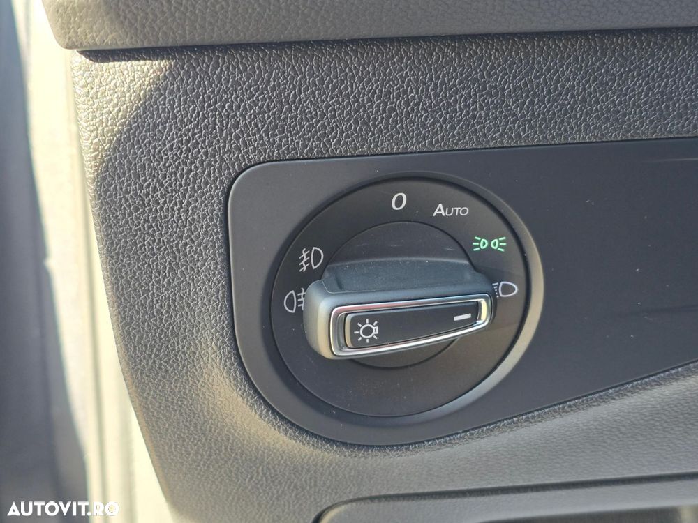 Volkswagen Tiguan - 10