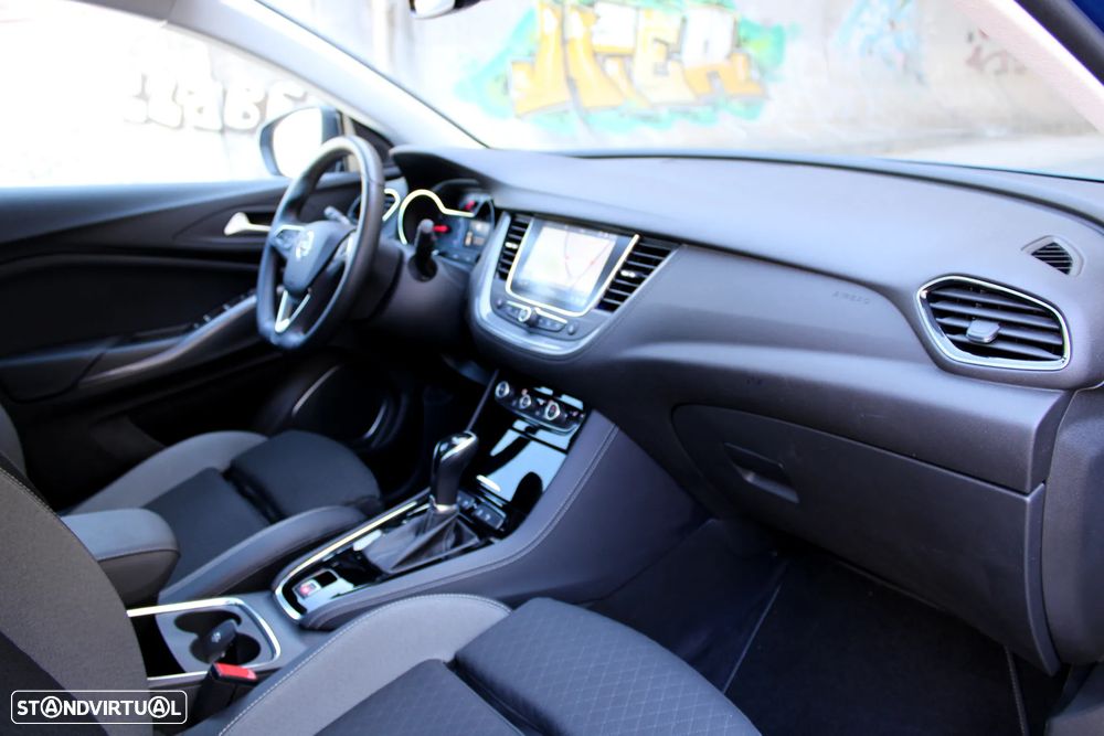 Opel Grandland X 1.2 T Ultimate AT - 18