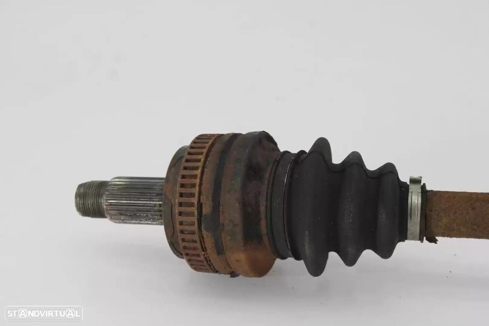 TRANSMISSÃO TRASEIRA DIREITA BMW 1 2004 -7523964 - 2