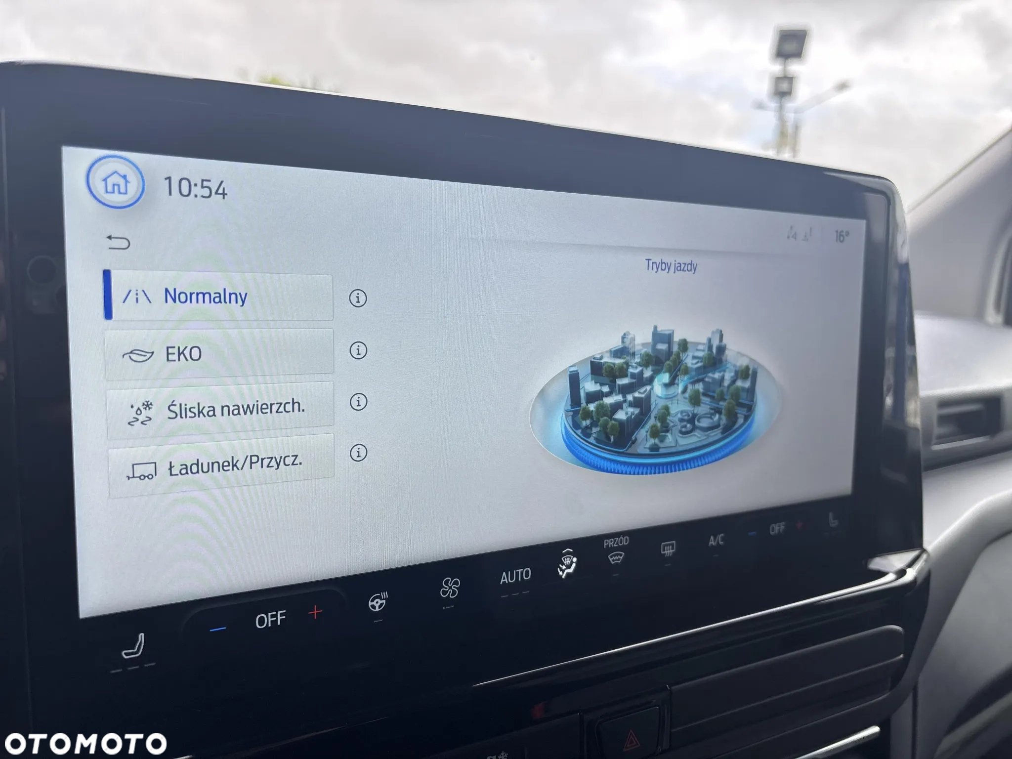 Ford Tourneo Custom 2.0 EcoBlue 320 L2 Titanium - 21