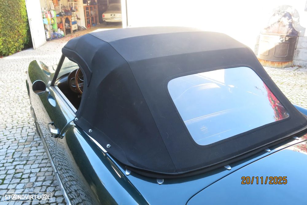 Alfa Romeo Spider - 7