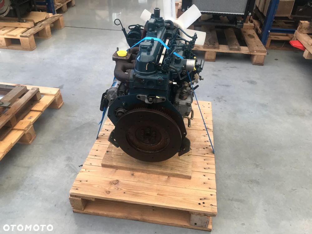 SILNIK Kubota V1505 D 8943netto - 6