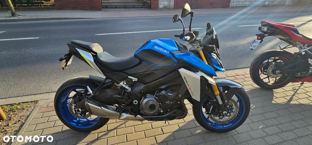 Suzuki GSX 1000 - 1