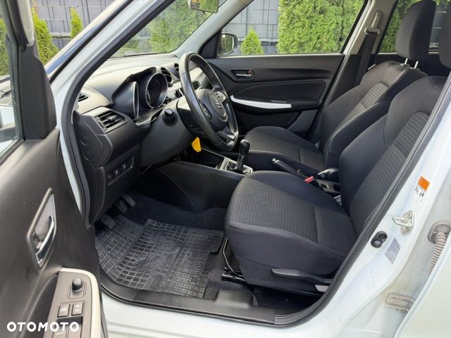 Suzuki Swift 1.2 Premium - 12
