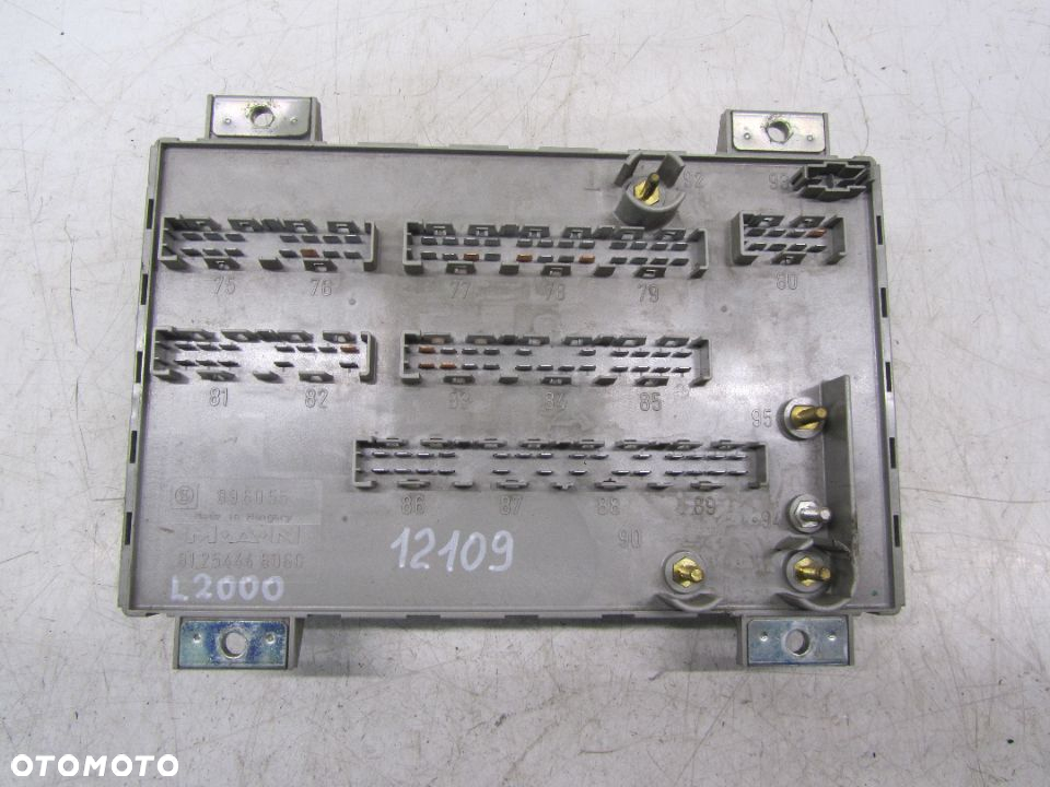Man L2000 TGA skrzynka bezpieczników - 3