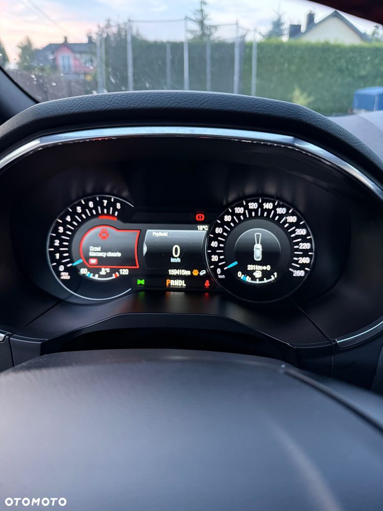 Ford S-Max - 10