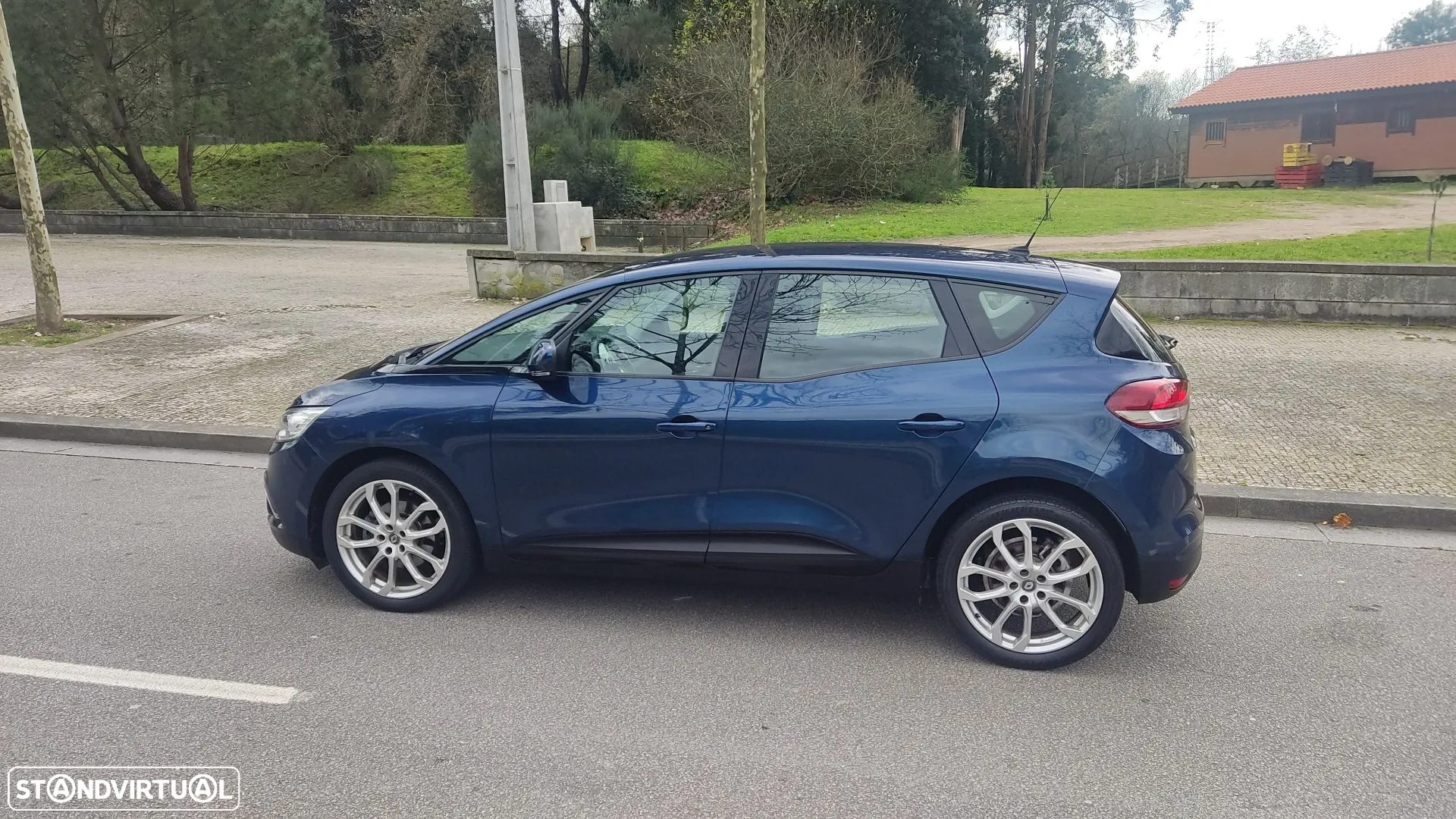 Renault Scénic ENERGY dCi 110 Business - 11