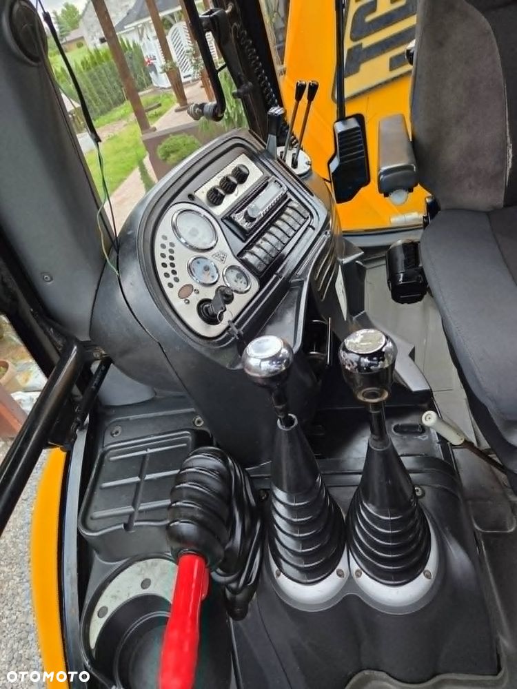 JCB 3CX - 20