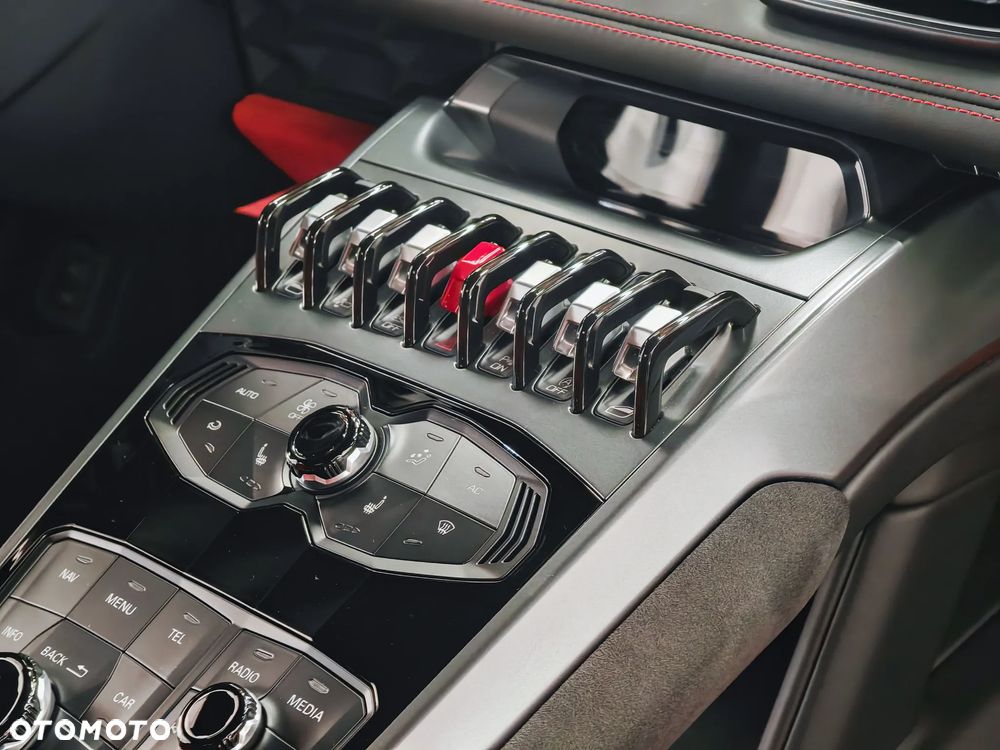 Lamborghini Huracan - 27