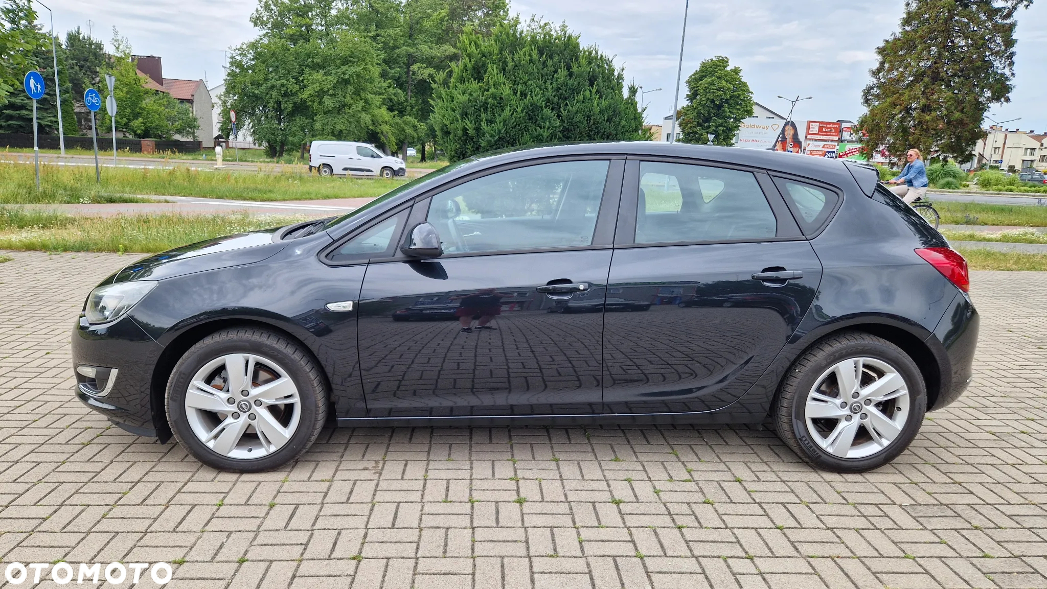 Opel Astra 1.7 CDTI DPF Color Edition - 2