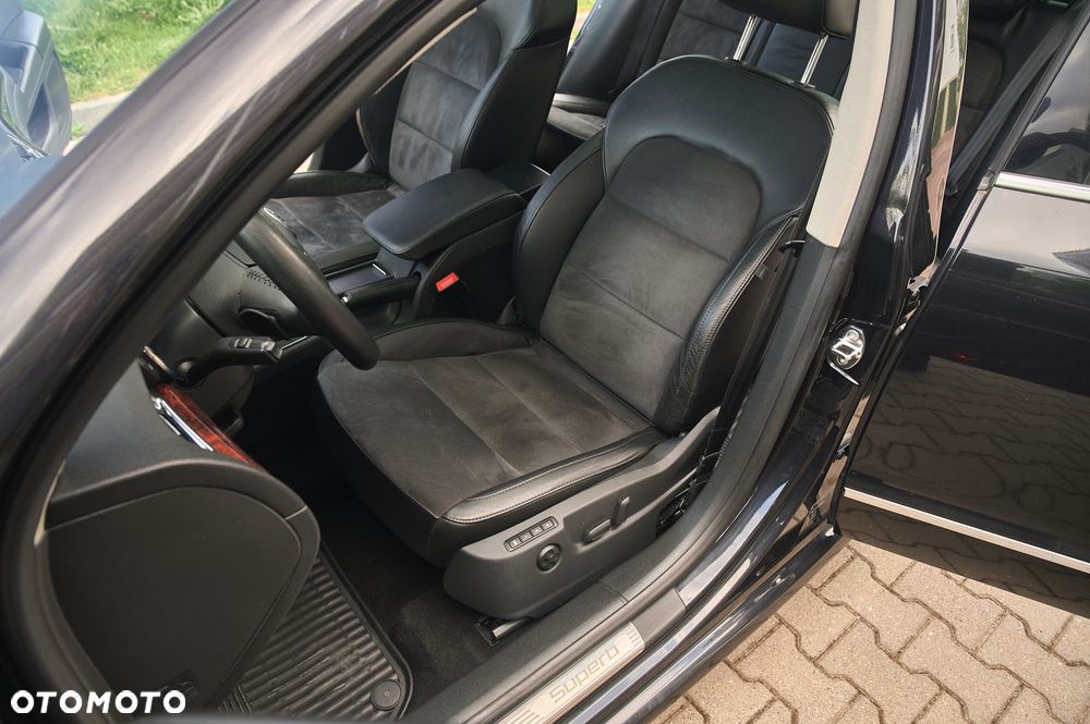 Skoda Superb 2.0 TDI DSG Exclusive - 29