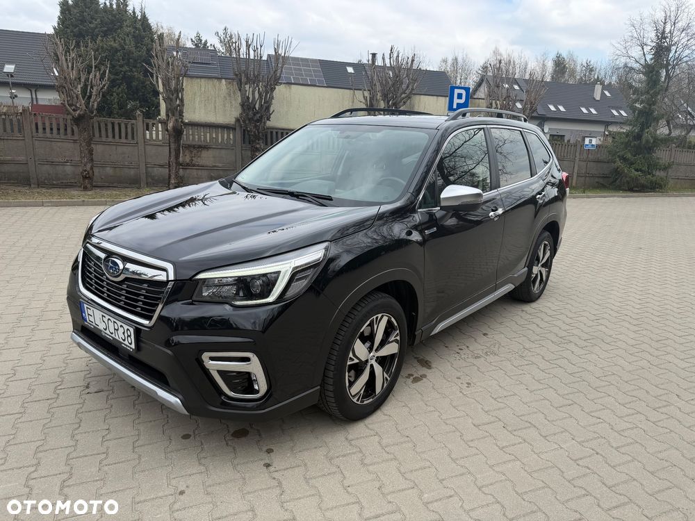 Subaru Forester 2.0i-L Platinum (EyeSight) Lineartronic - 1