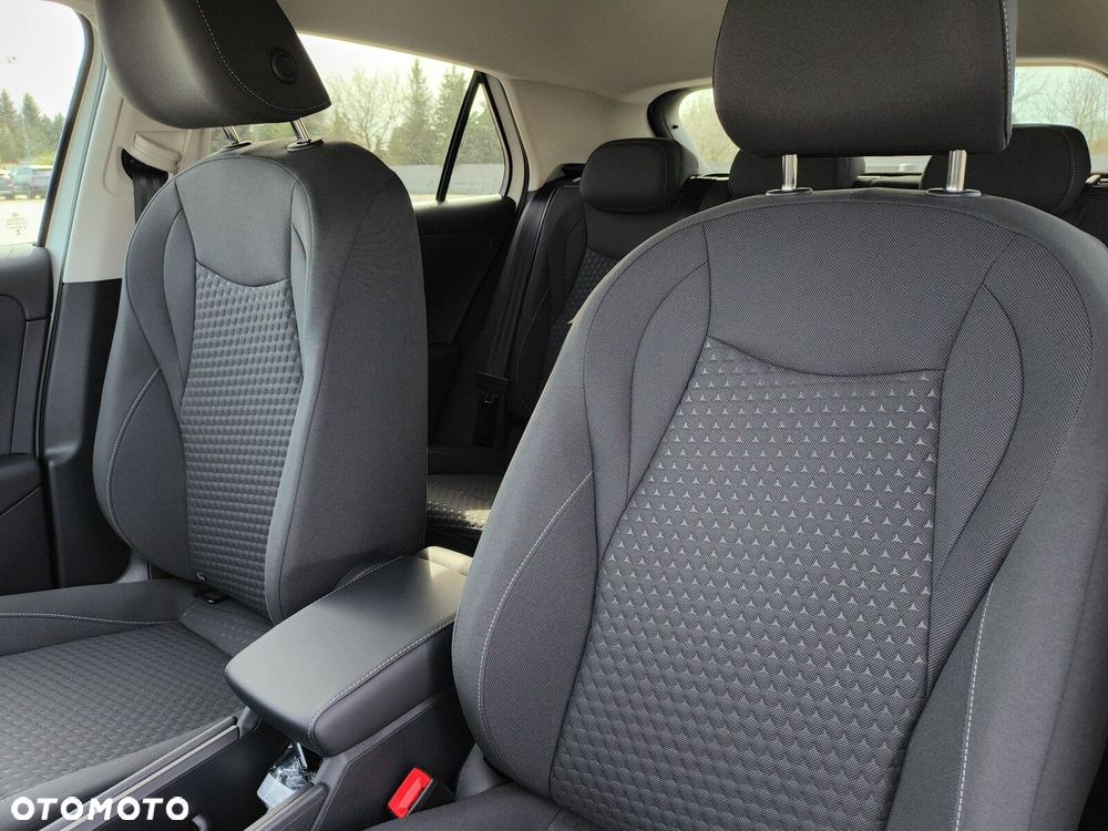 Volkswagen T-Roc - 11