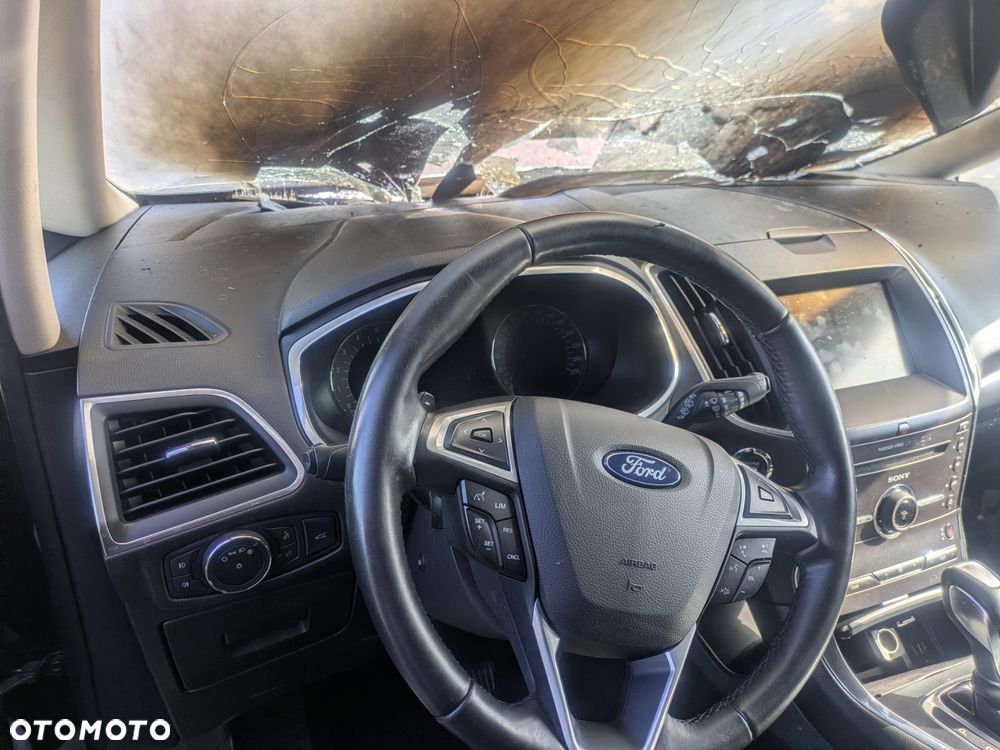Ford S-Max 2.0 TDCi Titanium PowerShift - 12