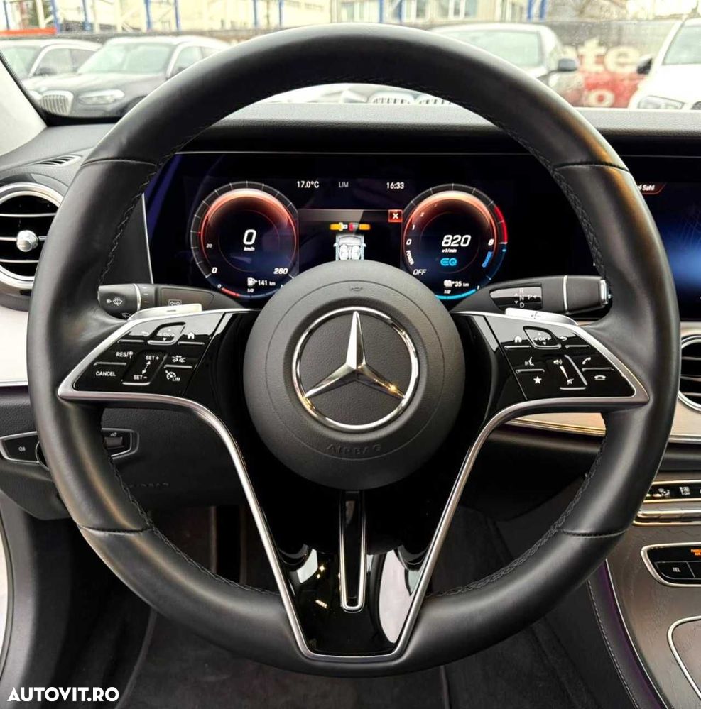 Mercedes-Benz E - 25