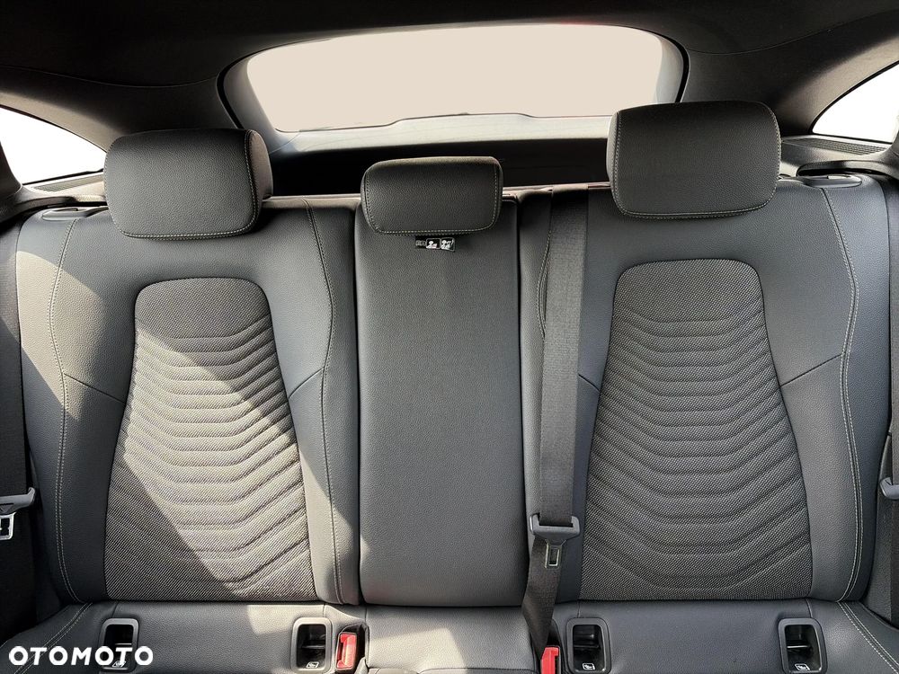 Mercedes-Benz CLA 180 d Progressive 8G-DCT - 13