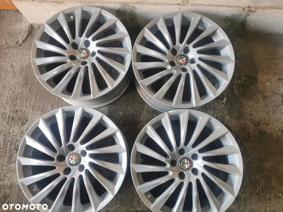 ALU FELGI ALFA ROMEO GIULIETTA R18 5X110 ET41 7,5J JAK NOWE! - 2