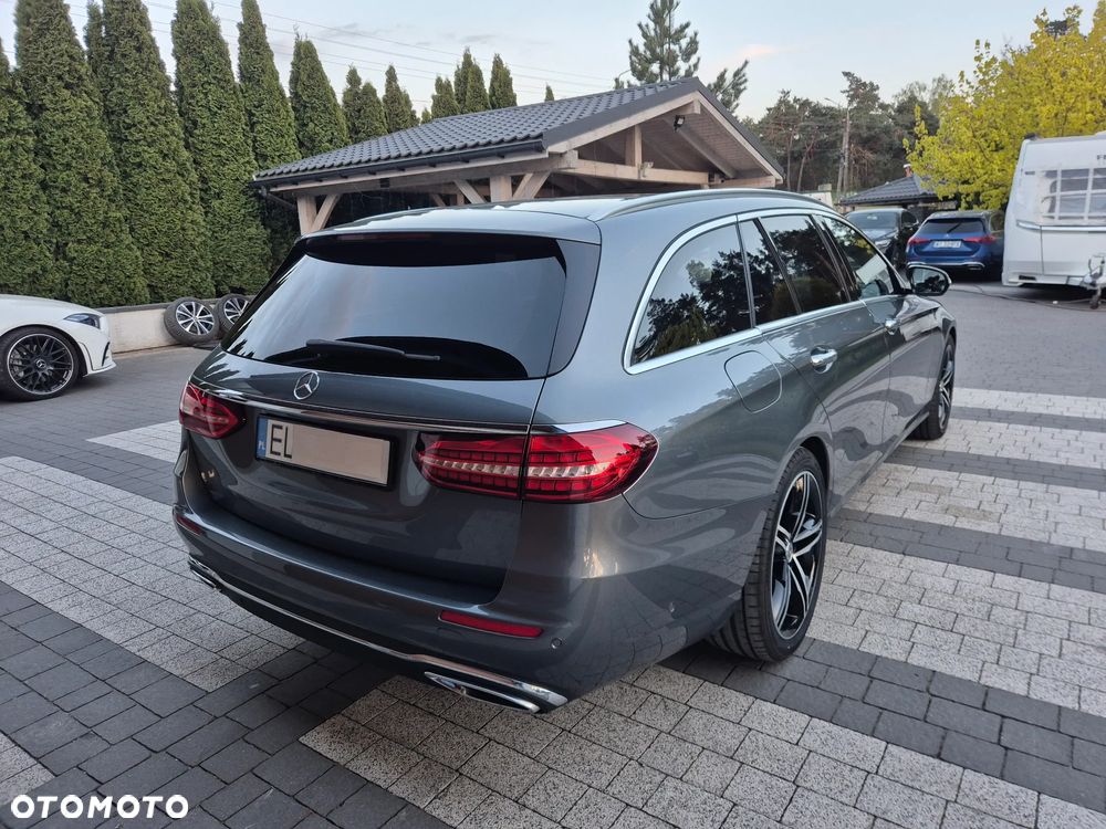 Mercedes-Benz Klasa E 220 d 4-Matic Exclusive - 21