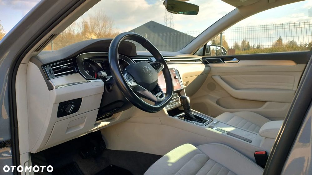 Volkswagen Passat 2.0 TDI 4Mot Elegance DSG - 13