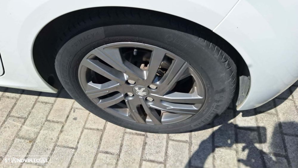 Peugeot 208 1.5 BlueHDi Active Pack - 5