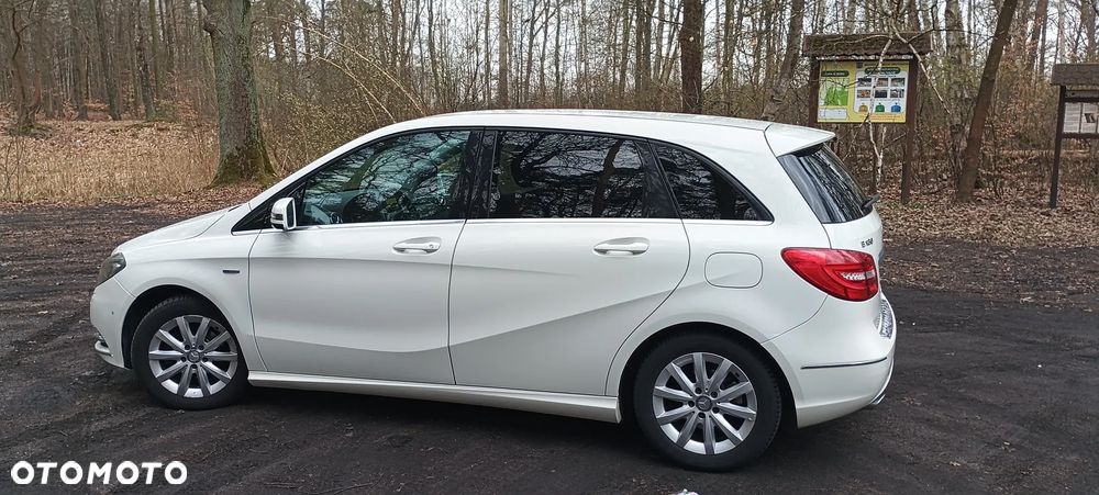 Mercedes-Benz Klasa B 180 CDI (BlueEFFICIENCY) 7G-DCT - 8