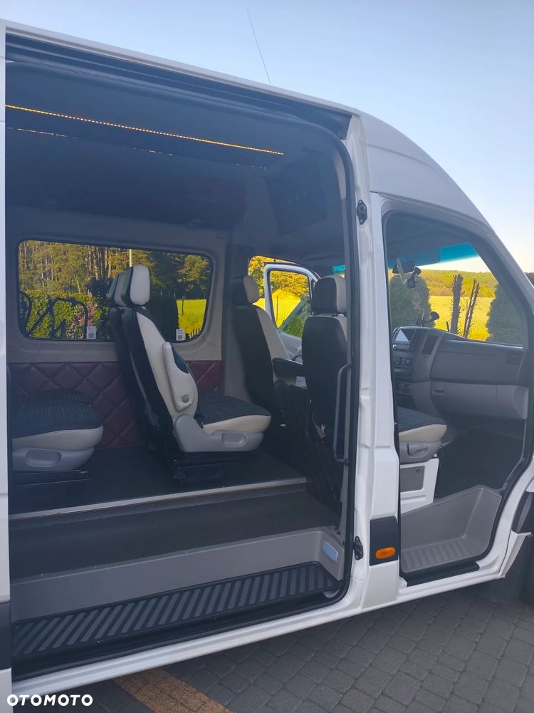 Mercedes-Benz Sprinter - 14