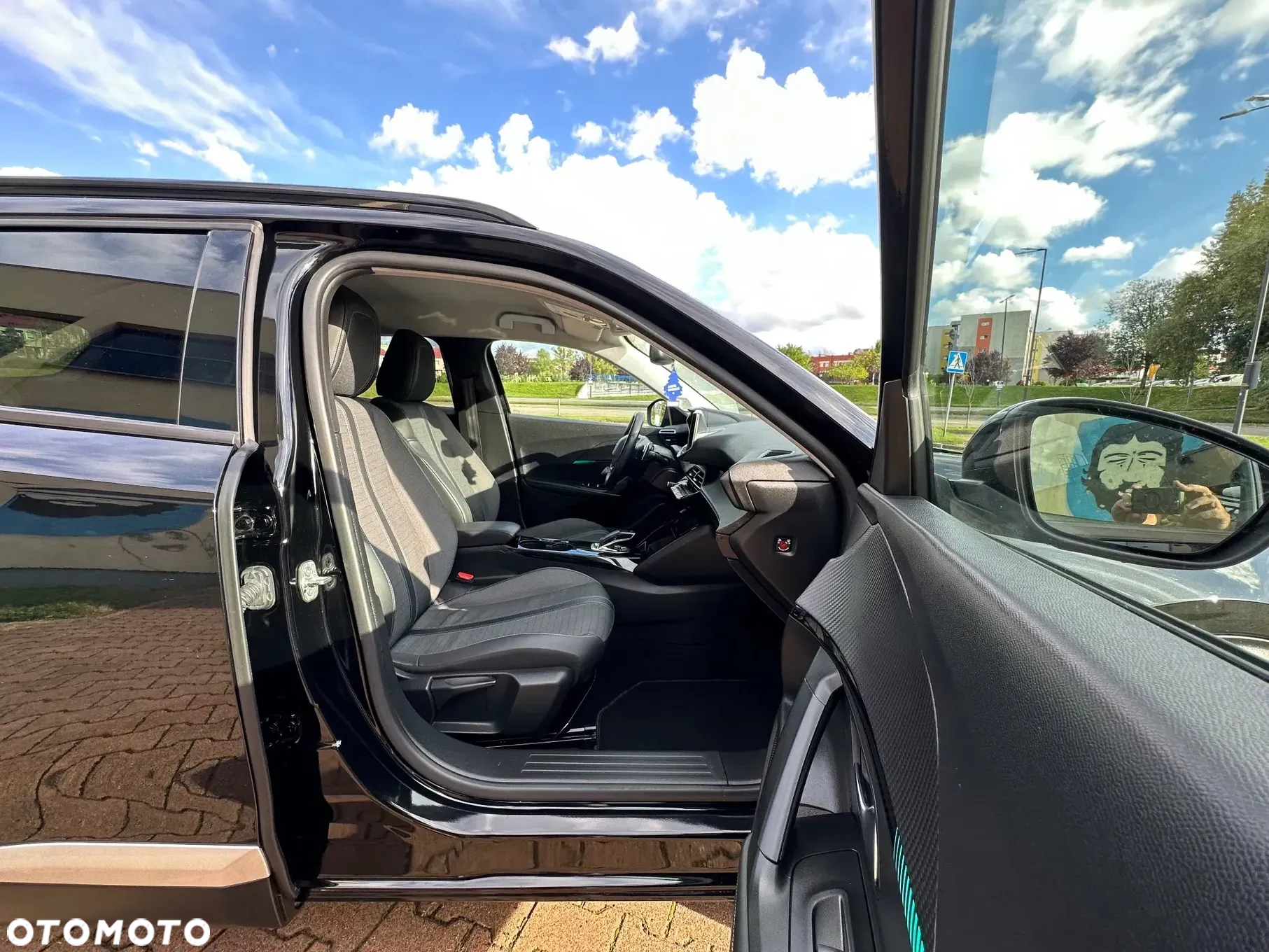 Peugeot 2008 1.5 BlueHDi Allure Pack S&S EAT8 - 21