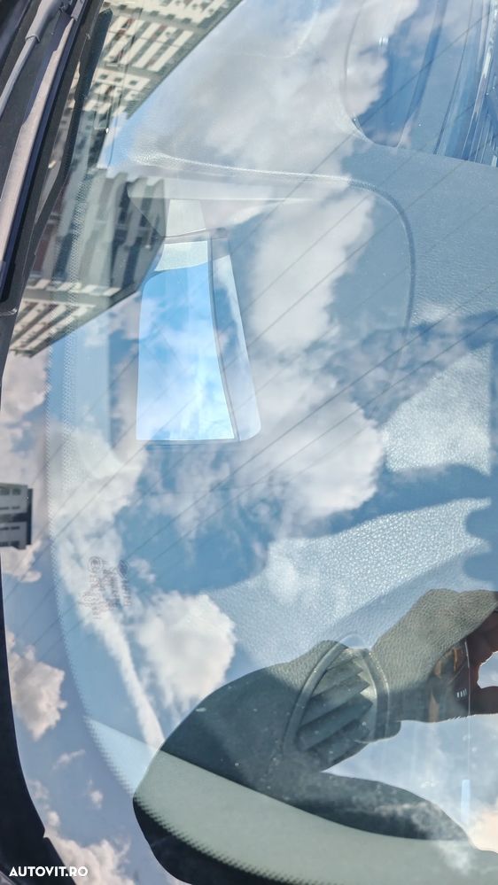 BMW Seria 3 318d Aut. Luxury Line - 8