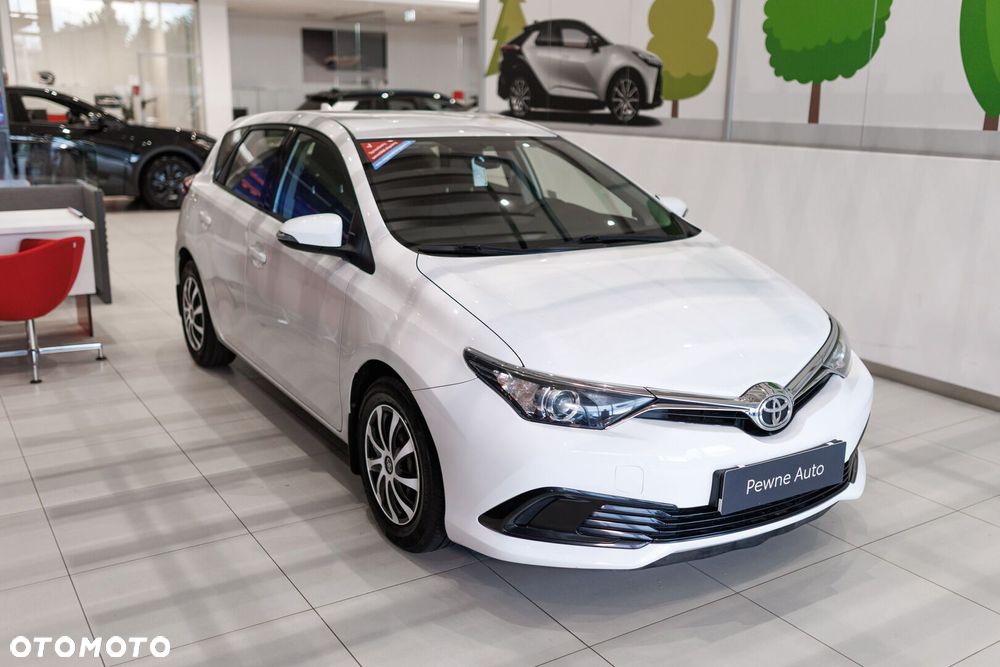 Toyota Auris 1.33 VVT-i Active - 4
