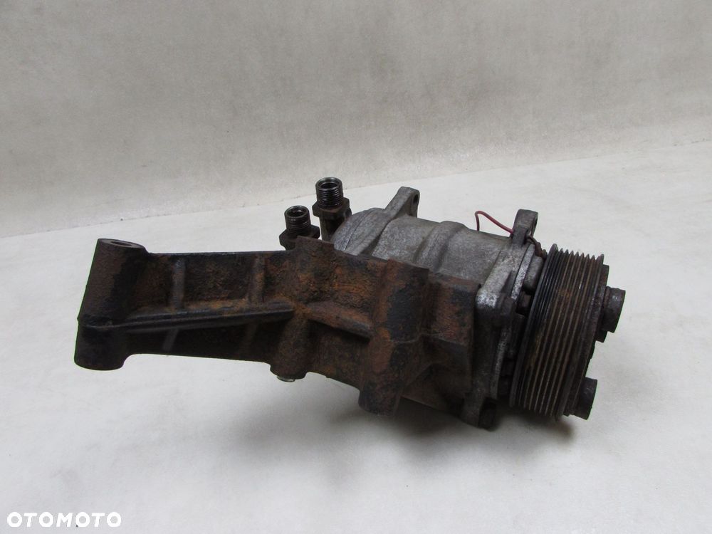 VW CRAFTER 2.5 TDI IVECO SPREZARKA KOMPRESOR KLIMATYZACJI AGREGATU 15HH1913 QP15-1178 Carrier - 2