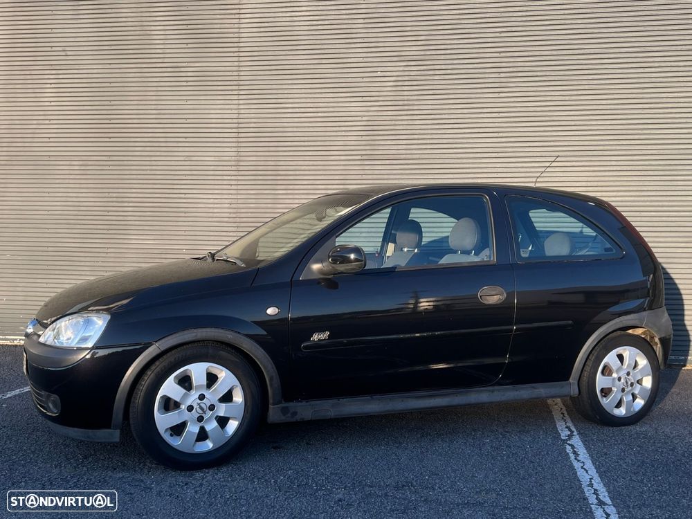 Opel Corsa 1.2 16V Sport - 3