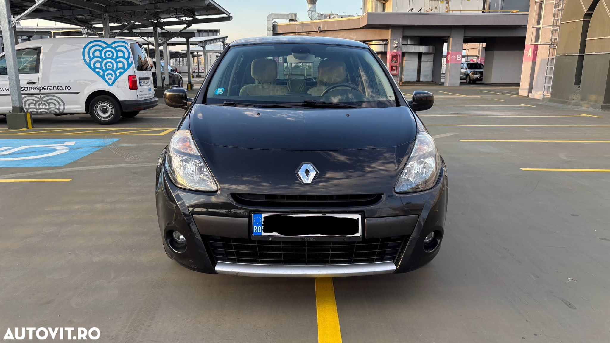 Renault Clio III 1.2 16V Expression - 1